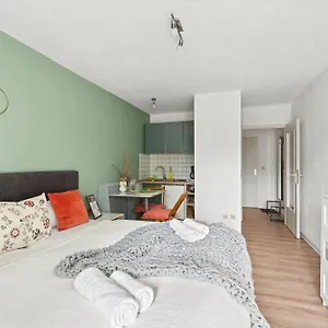 Mit Guter Anbindung An A9 Apartment